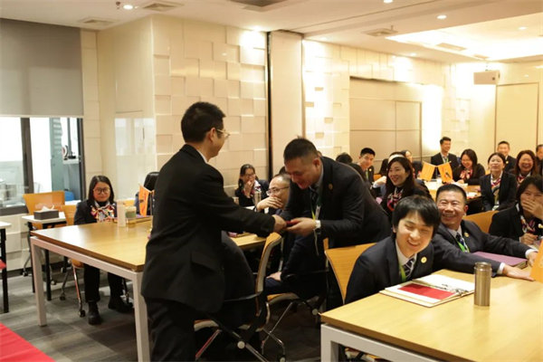 共襄盛典，啟航新征程！廣東博皓年度總結大會-頒發年終利是、子女助學金、敬老金